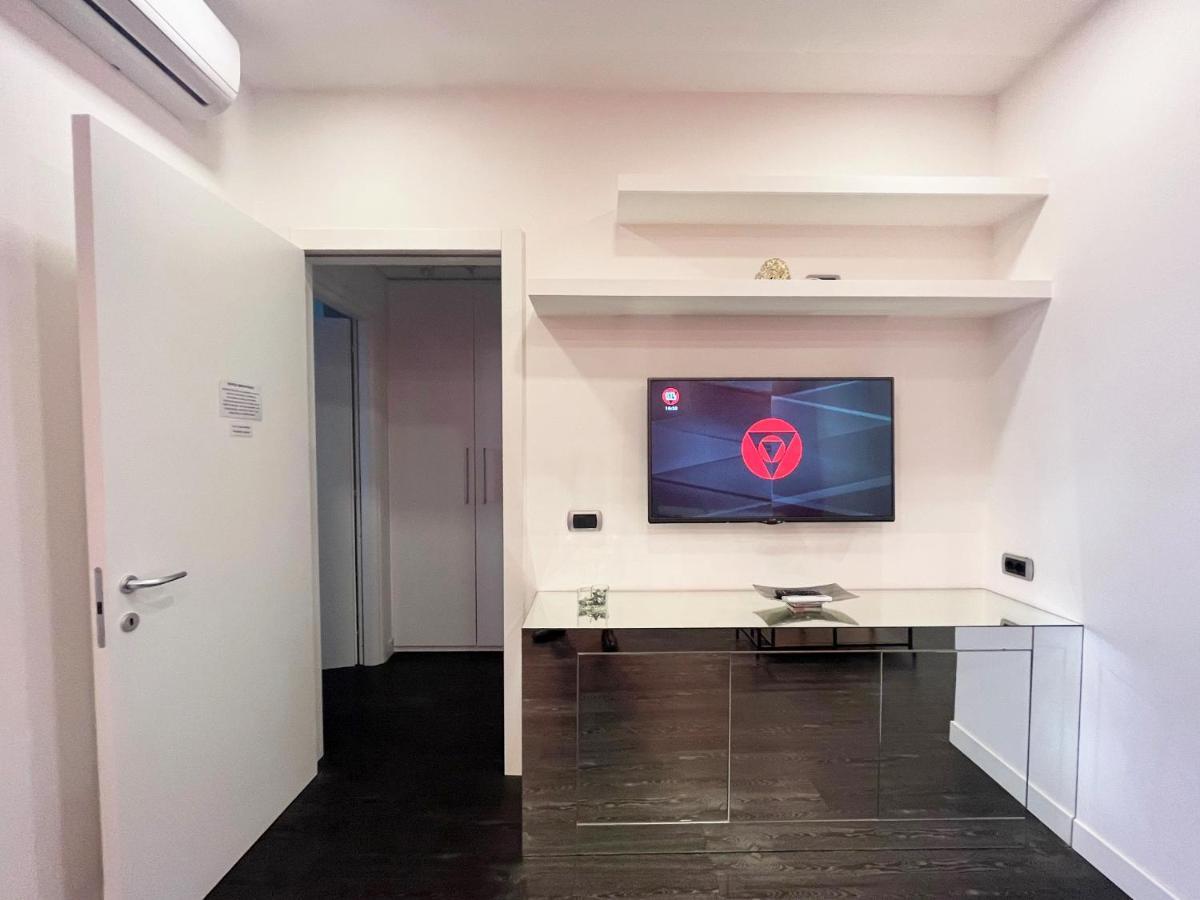 Elegante Bilocale Torre Pontina Apartment Latina Exterior photo