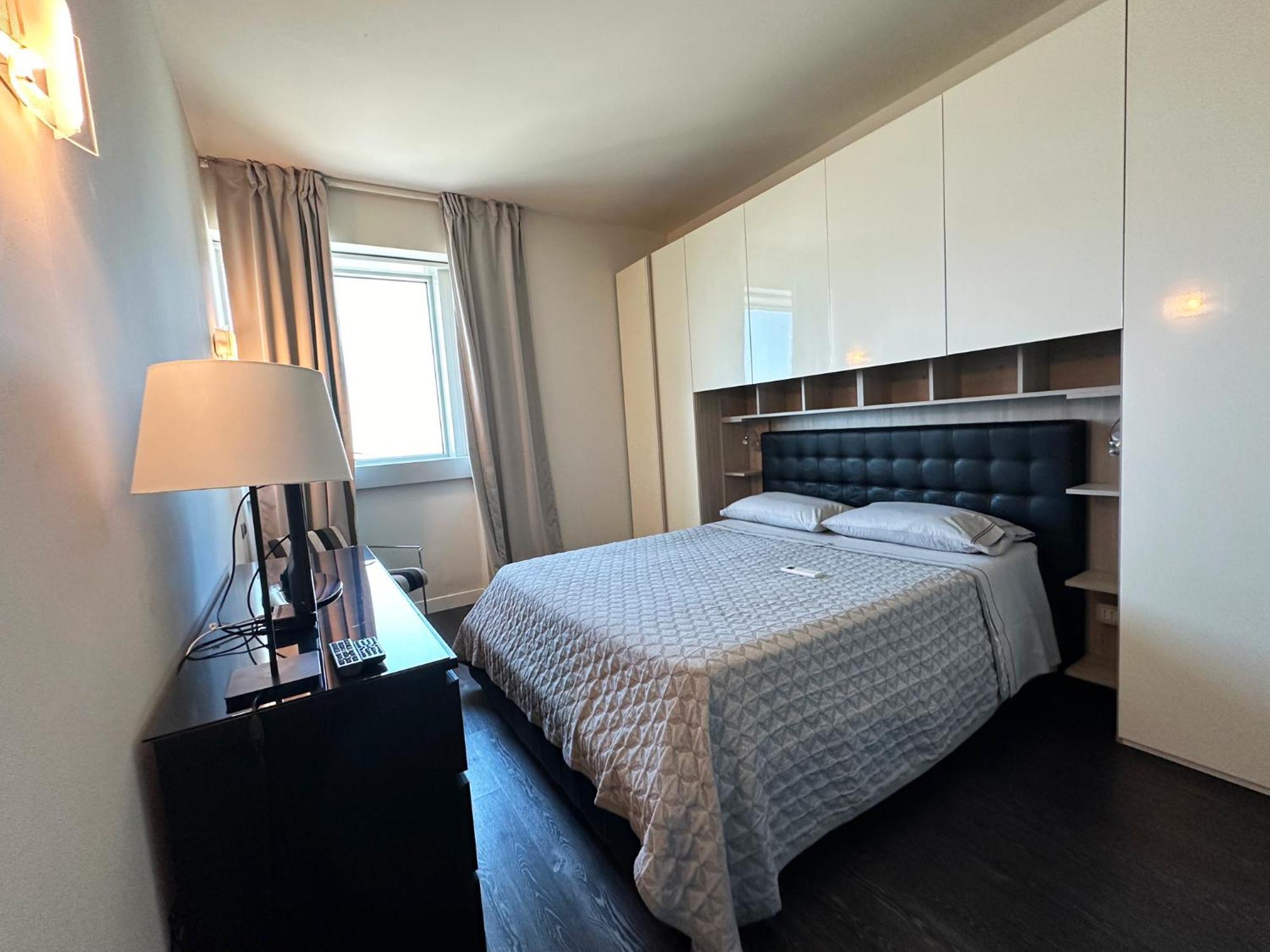 Elegante Bilocale Torre Pontina Apartment Latina Exterior photo